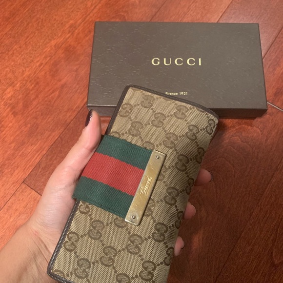 Gucci Wallet authentic - Picture 2 of 6